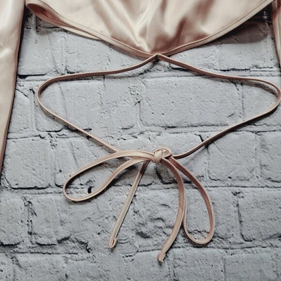 Asos Design Blush Pink Puff Shoulder Satin Wrap Waist Crop Top Size US 6 - Picture 8 of 13